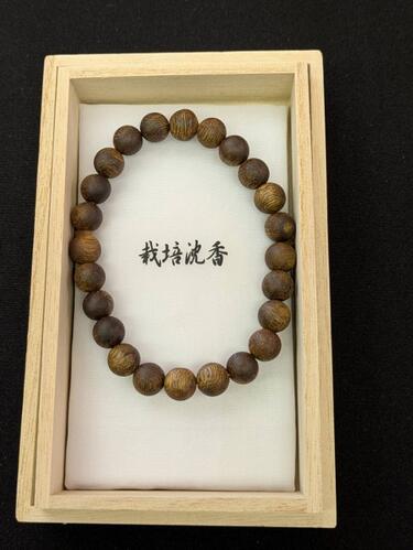 栽培　沈香ブレス　８mm　２４玉　桐箱入